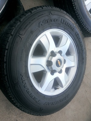 ขายล้อแม็กChevrolet trail blazerขอบ16 พร้อมยาง 4 ล้อ