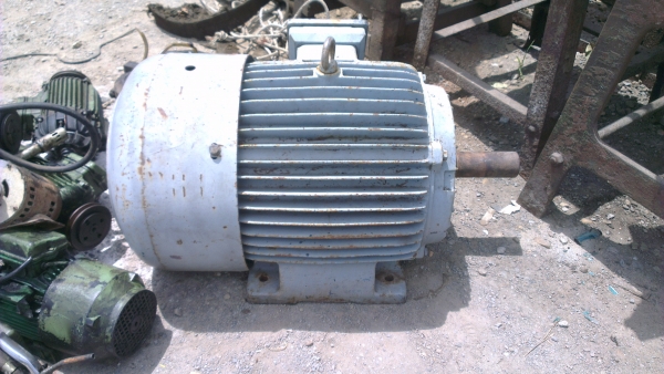 Sell> ขายมอเตอร์ Elektrim 50 แรงม้า 380V. 1460 rpm. 4 Pole. ทุ่นเดิมๆ วิ่งเงียบ กำแพงแสน นครปฐมครับ