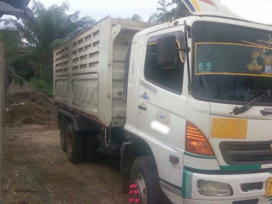 ขายรถ10ล้อดั้มพ์ HINO FM2PNPD เครื่อง 320 แรงม้า ปี 47 สนใจโทร 081-9701072