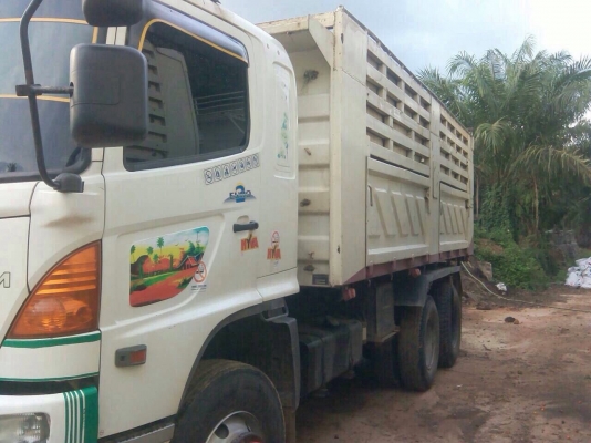 ขายรถ10ล้อดั้มพ์ HINO FM2PNPD เครื่อง 320 แรงม้า ปี 47 สนใจโทร 081-9701072 ขายรถ10ล้อดั้มพ์ HINO FM2PNPD เครื่อง 320 แรงม้า ปี 47 สนใจโทร 081-9701072