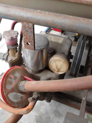 เครื่องสูบฉีด ปั๊มน้ำแรง สตาร์ทน้ำมัน ( เครื่องMITSUBISHI+ปั๊มน้ำ )  สายยาว ติดต่อ TEL.081-427-3941