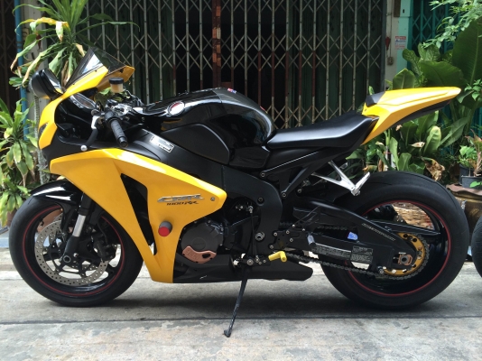 Honda CBR1000 ปี08 inv งามสุดๆ ราคา 270,000 bigbike bangrak