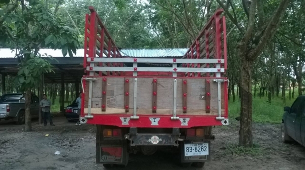 ขายรถสวยครับเผื่อมีใครสู้ราคา 10 ล้อหัวยาวเพลาเดียว เครื่อง 6BF1 185 แรงม้า คัสซีสวยจัด นอกนั้นเดิมทุกอย่าง ทะเบียนเต็มพร้อมโอน ขายรถสวยครับเผื่อมีใครสู้ราคา 10 ล้อหัวยาวเพลาเดียว เครื่อง 6BF1 185 แรงม้า คัสซีสวยจัด นอกนั้นเดิมทุกอย่าง ทะเบียนเต็มพร้อมโอน