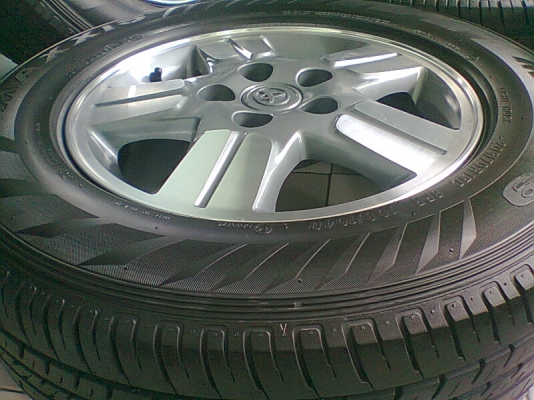 แม็กซ์ VIGO พร้อมยางสภาพป้ายแดง