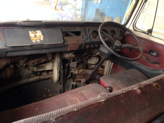 ขาย ตู้โฟล์คหัวแตงโม ไฟเลี้ยวล่าง ขาย ตู้โฟล์คหัวแตงโม ไฟเลี้ยวล่าง