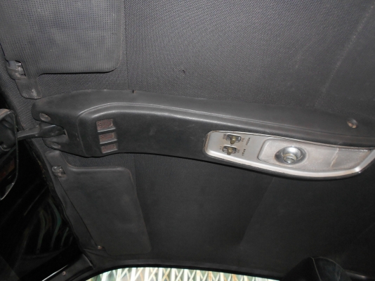 มาสด้า 929  2 ประตู หน้ายักษ์  แนวคลาสสิค