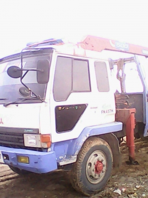 ขายบรรทุกหกล้อ MITSUBISHI FUSO ปี 45 ติดเครน UNIC 5 TON 3 ปลอก เครื่อง 225 แรงม้า