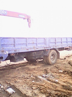 ขายบรรทุกหกล้อ MITSUBISHI FUSO ปี 45 ติดเครน UNIC 5 TON 3 ปลอก เครื่อง 225 แรงม้า