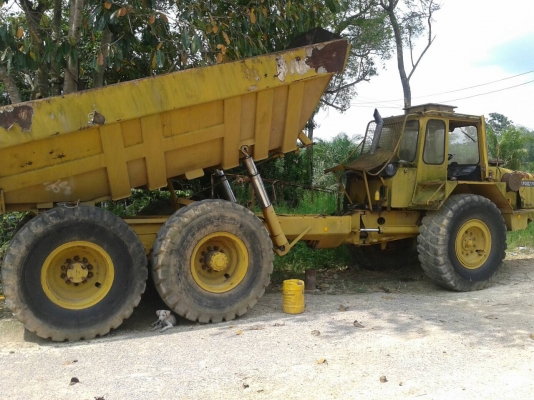 6ล้อดั้มเปอร์VOLVO 861.สภาพดีพร้อมใช้ ใช้งานได้เลย...เอาไว้ทอยดิน หิน ฯลฯ...เอกสารซื้อ-ขาย.