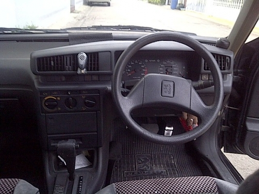 เปอร์โย 405 gr วางเครื่องหัวฉีด 2000 ของรุ่น Sri ลดเหลือ 40000 เปอร์โย 405 gr วางเครื่องหัวฉีด 2000 ของรุ่น Sri ลดเหลือ 40000