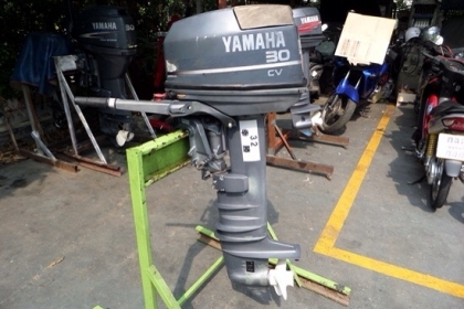 ขาย เจ็ทสกี YAMAHA บัตเตอร์ 760 cc สภาพสวย นำเข้าจากญี่ปุ่น ยังไม่เคยลงน้ำในไทย ราคา 72,000