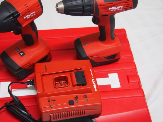 ชุดสว่านไร้สาย Hilti 21.6V มีสว่านกับสว่านไขควงกระแทกแบ็ตลิเทียม2ก้อนและกล่องพลาสติค