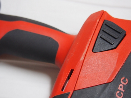 ชุดสว่านไร้สาย Hilti 21.6V มีสว่านกับสว่านไขควงกระแทกแบ็ตลิเทียม2ก้อนและกล่องพลาสติค