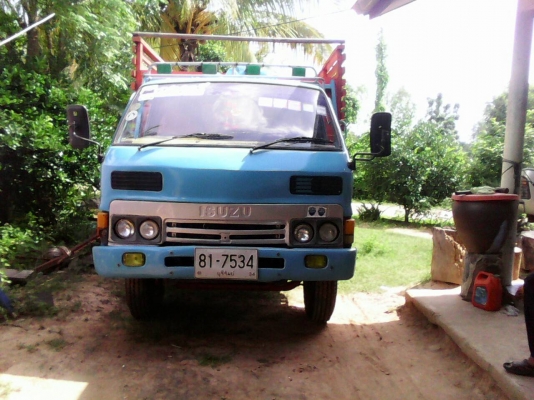 รถ6ล้อ ราคาสวย รถงามราคาถูก  Isuzu รุ่น ks 115 ฝาขาว 230000