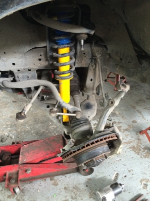 รับแก้ปัญหาช่วงล่าง รถกระบะ Vigo by Shock Profender