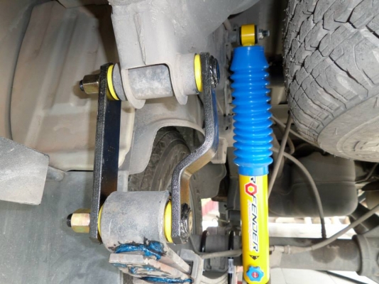 รับแก้ปัญหาช่วงล่าง รถกระบะ Vigo by Shock Profender