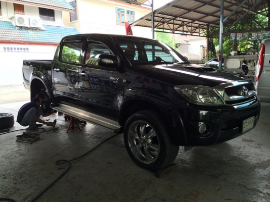 รับแก้ปัญหาช่วงล่าง รถกระบะ Vigo by Shock Profender