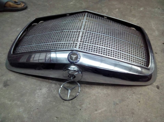 ขาย กะจังหน้า w114 ทับ 8 รุ้นแรกสภาพ สวย หา ยาก วงหางปลา สภาพ ครบ วง ทับ 8 สภาพ ครบ กะทะล้อ