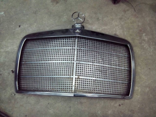 ขาย กะจังหน้า w114 ทับ 8 รุ้นแรกสภาพ สวย หา ยาก วงหางปลา สภาพ ครบ วง ทับ 8 สภาพ ครบ กะทะล้อ