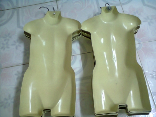 หุ่นขายเสื้อผ้าเด็ก