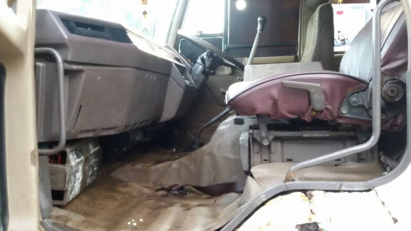 -มิตซูดั้มเพลาเดียว.กะบะเนียม.ไม่มีเครื่องเกียร์อย่างอื่นครบ.ขายตามสภาพครับ-มัดจำแล้วครับ-