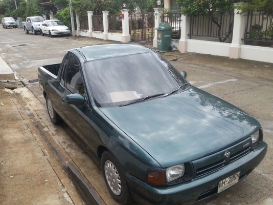 ขายNV ปี 94 สวยๆ ติดแก๊สแล้ว เครื่องดี แอร์เย็น พร้อมใช้เอกสาร พร้อมโอน ยางมิชลิน ดอกเต็มๆ