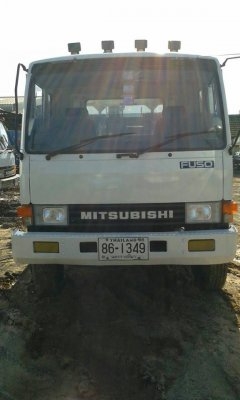 ขายMITSUBISHI FN527M-A เครื่อง6D16 2เพลา10สปีด มีบันไดไฮดรอริกขึ้นรถเกี่ยว หรือจะเปลี่ยนหางขึ้นแบคโคPC200ก็ได้ เครื่องดี คัชซีสวย สภาพสวยมาก เอกสารพร้อมโอน ราคา850,000 สนใจโทร090-8588220คุณนะ ID:narong488 หรือ www.truck.in.th/498