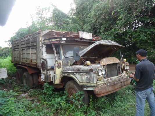 ขายด่วนรถสิบล้อหัวยาวดรั้มเครืองUD220แรงม้า2เพลามวกเจ็ก