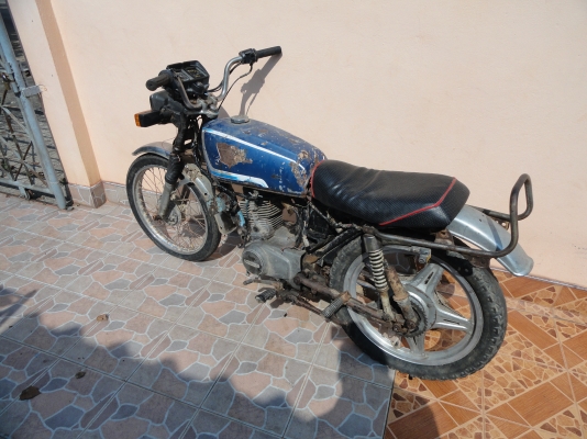 ขาย jx เครื่อง cg 125  แยกแล้วคับ เครื่อง 2500  โครง 2000