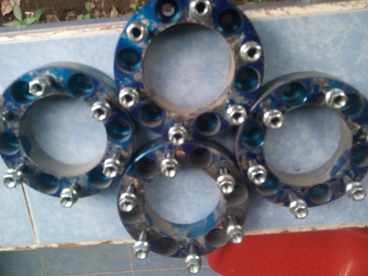 ขายเหมาอะเดปเตอร์ 1.5 นิ้ว 6 ออก 6  สีน้ำเงินจำนวน 4 อัน ขาย 2200 บาท