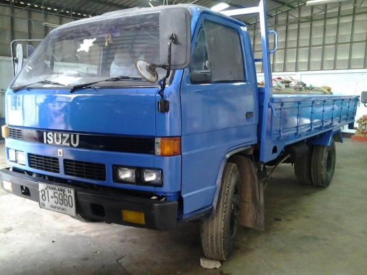 ขาย รถบรรทุก 6 ล้อ ISUZU NPR 115 แรง ห้างแท้ๆ