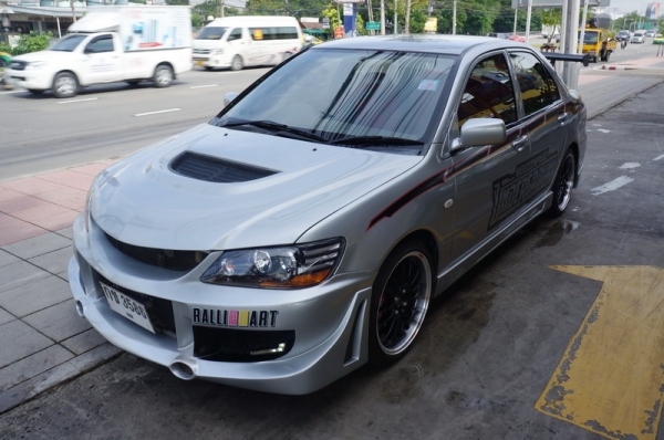 MITSUBISHI CEDIA ปี 2002 รถแต่งสวยๆ ชุดแต่ง EVO 7 รอบคัน ล้อ MAX&quot;17 แต่งงามๆ เบาะแต่งสภาพสวย แอร์เย็น มีจอ TV พร้อม กระจกไฟฟ้า เครื่องวิ่งดี ช่วงล่างแน่น ภายในสภาพสวย จัดไฟแนนได้