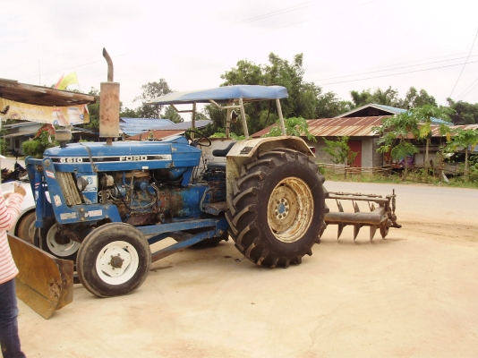 รถไถ FORD 6610 สภาพดีพร้อมใช้งาน