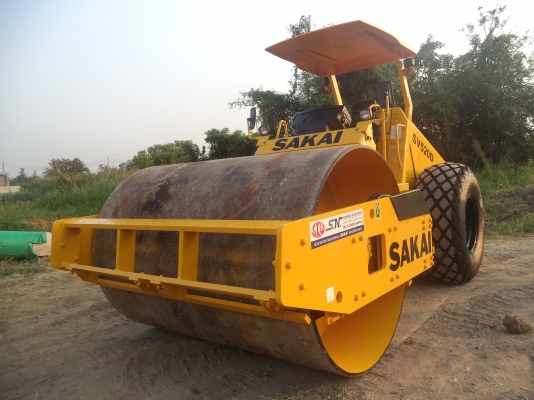 รถบดถนนสั่นสะเทือนล้อเรียบ SAKAI รุ่น SV520D