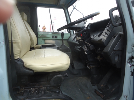 ขายด่วนรถ6ล้อร็้อกกิ้เครีอง6BG1เทวโบอินเตว210แรงม้าสวยมาก