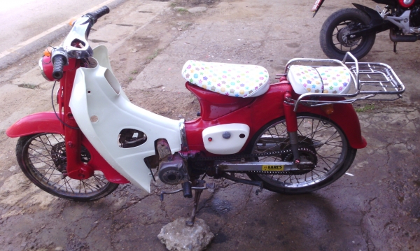 ขาย c100 เครื่องดรีม 2 สตารท์มือ สนใจโทร. 0821733227