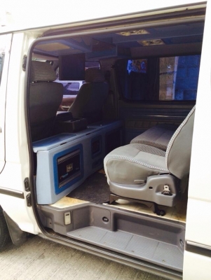 ขายรถตู้หัวจรวดหลังคาเตี้ย แต่งครบ เครื่องเสียงเพียบ พร้อมใช้จบๆ