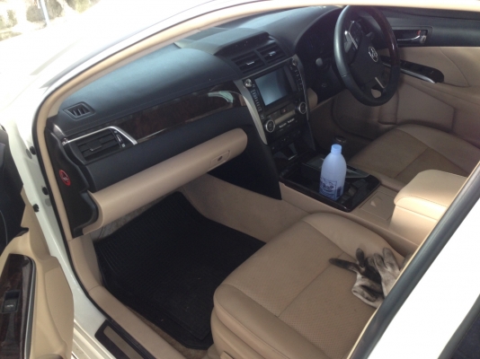 ขายซาก TOYOTA CAMRY HYBIRD ปี2013 ทะเบียนบุคคล โอนลอยไม่จอด สภาพรถตกน้ำครึ่่งคัน