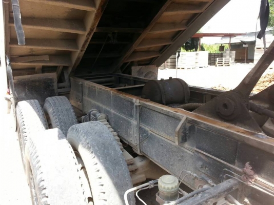 12ล้อ 1เพลา เครื่อง175 แรงม้า