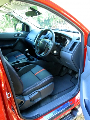 FORD RANGER 2.2 WILDTRAK DOUBLE CAB HI-RIDER MT FORD RANGER 2.2 WILDTRAK DOUBLE CAB HI-RIDER MT