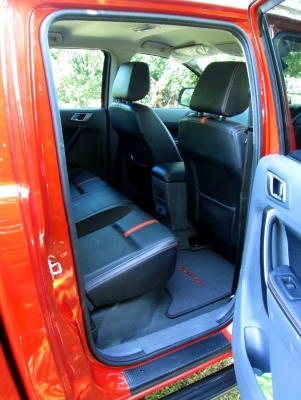 FORD RANGER 2.2 WILDTRAK DOUBLE CAB HI-RIDER MT FORD RANGER 2.2 WILDTRAK DOUBLE CAB HI-RIDER MT