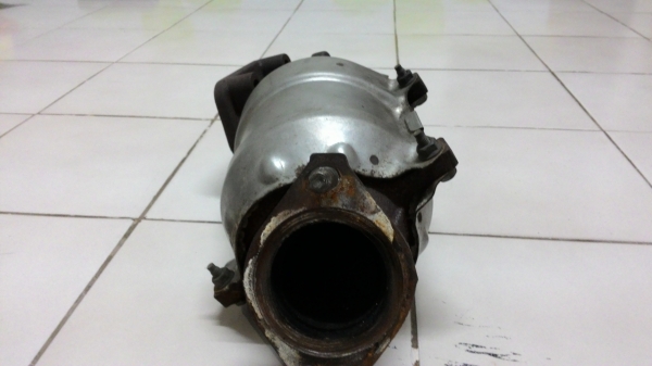 ขายท่อแคท isuzu dmax 2.5 di