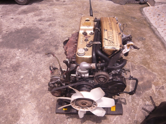 ขายเครื่องยนต์ดีเซล ISUZU มังกรทอง90พร้อมเกียร์