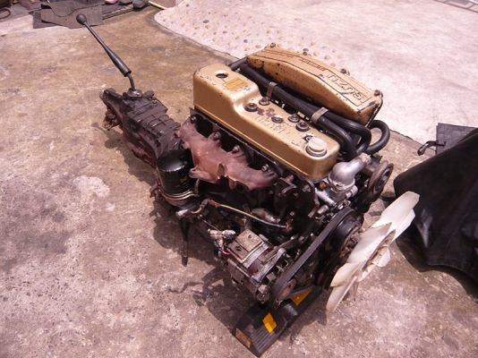 ขายเครื่องยนต์ดีเซล ISUZU มังกรทอง90พร้อมเกียร์