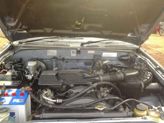 TOYOTA SPORT RIDER 3.0 โฟวีล เกียร์ธรรมดาปี42 แอรแบค ABS ภาษีเต็ม รถผู้บริหารใช้