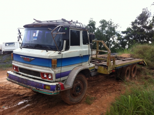 ขายด่วน 10 ล้อเทรนเลอร์หัวยาว วางหัว KT925 เครื่อง 6BB เครื่องดี คัซซีสวย สภาพพร้อมใช้