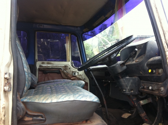 ขายด่วน 10 ล้อเทรนเลอร์หัวยาว วางหัว KT925 เครื่อง 6BB เครื่องดี คัซซีสวย สภาพพร้อมใช้