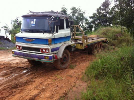 ขายด่วน 10 ล้อเทรนเลอร์หัวยาว วางหัว KT925 เครื่อง 6BB เครื่องดี คัซซีสวย สภาพพร้อมใช้