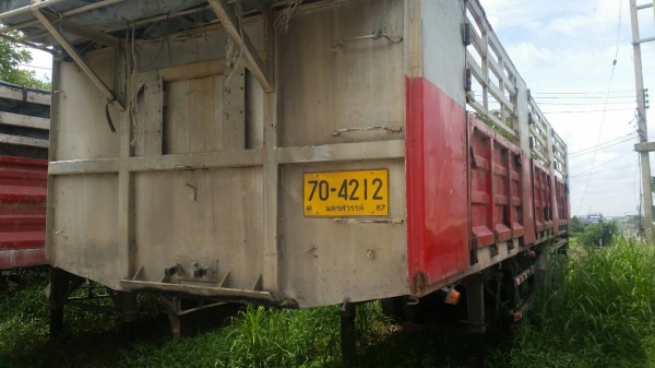 ขายด่วนครับ หางเทรลเลอร ยาว 10.5 เมตร 2 คาน 3 คาน ปี 47 สวยพร้อมใช้ครับ