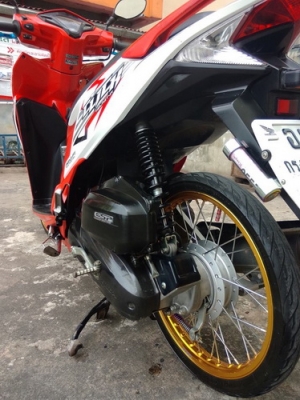 Honda Click125i ลายStreetเครื่องเดิมสนิท..แต่งสวยภายนอกอย่างเดียว ราคาถูกครับ